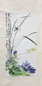 青木敏郎、絵画、油彩4号、椿・レーマ杯・染付皿、新品高級額縁、肉筆保証。 青木敏郎、絵画、油彩4号、椿・レーマ杯・染付皿、新品高級額縁